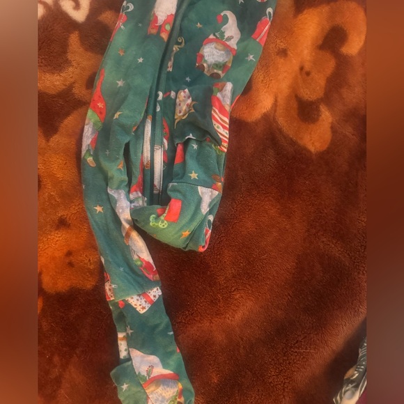 Hanging with my gnomies bamboo Jammie’s - Picture 3 of 4